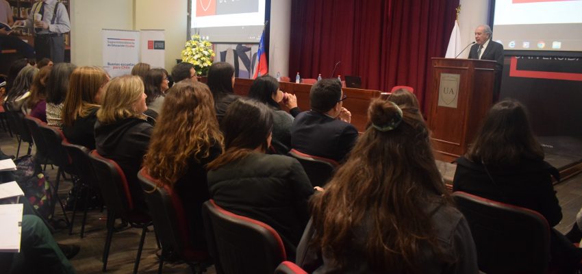 Abordan en seminario medidas para un buen trato en la primera infancia